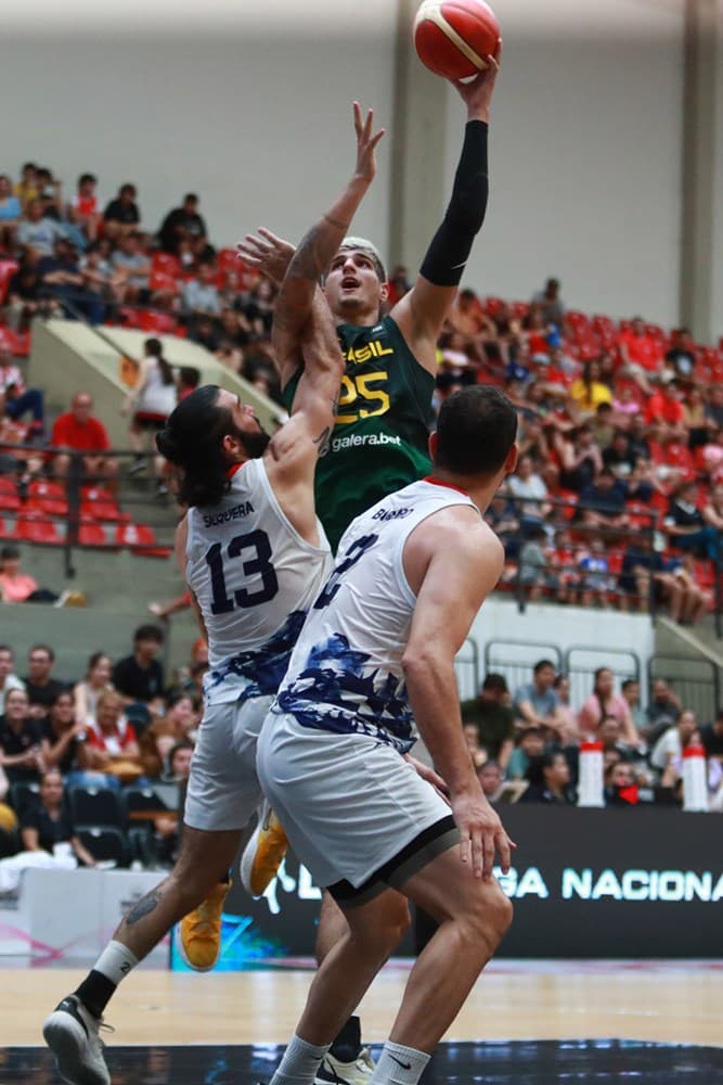 Brasil bate novamente o Paraguai e fecha janela com 100% nas Eliminatórias da AmeriCup