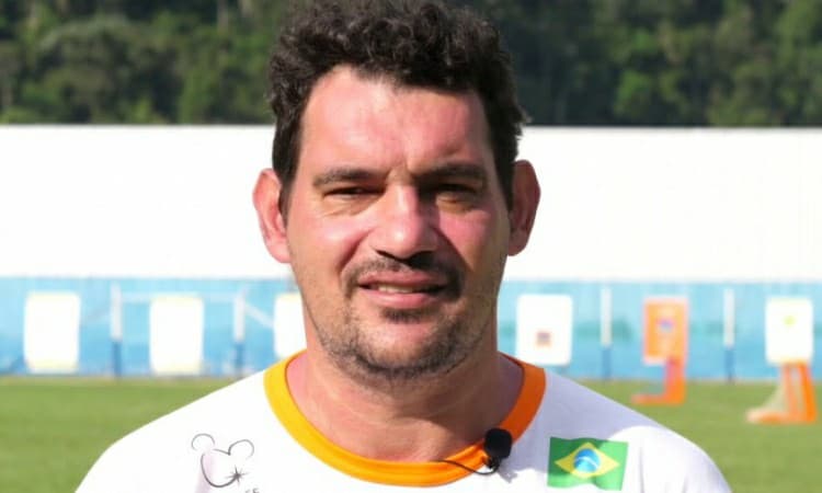 Rádio CBB recebe Sandro Varejão para relembrar carreira e títulos
