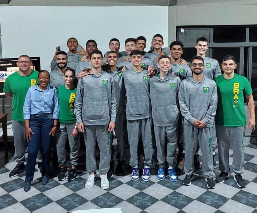 Brasil estreia no Sul-Americano sub-15 masculino contra a Colômbia