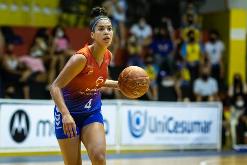 Bola sobe nesta segunda-feira para o começo da Conferência Delcy do Brasileirão