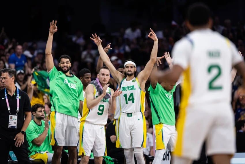 Brasil perde para a Alemanha e se concentra no jogo contra o Japão para buscar vaga nas quartas de final