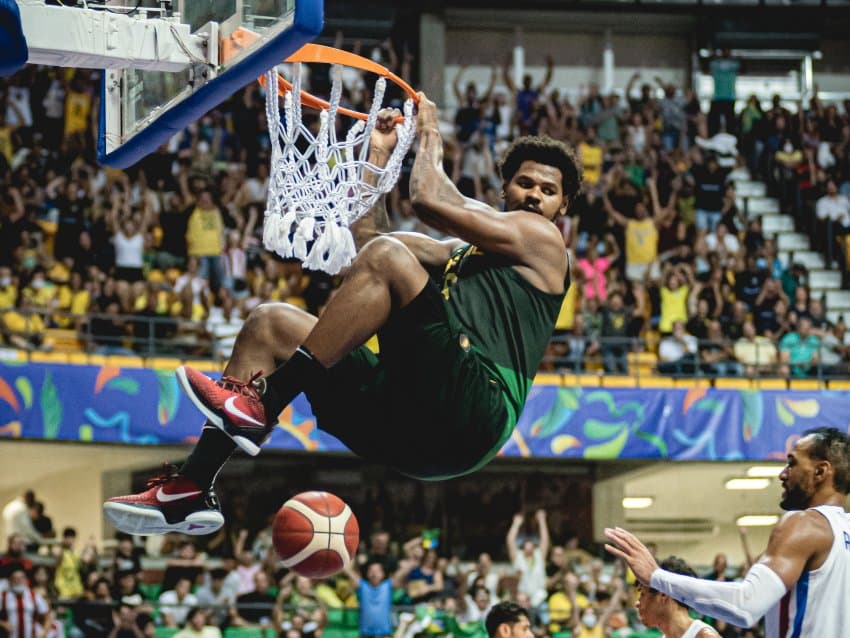 Brasil vence Republica Dominicana e está na semifinal da AmeriCup em Recife
