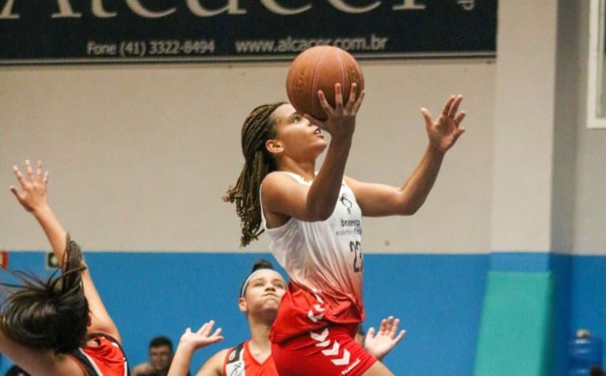 As equipes de Foz, AADB, Bradesco e Sociedade Mampituba saem na frente do CBI sub-17 feminino