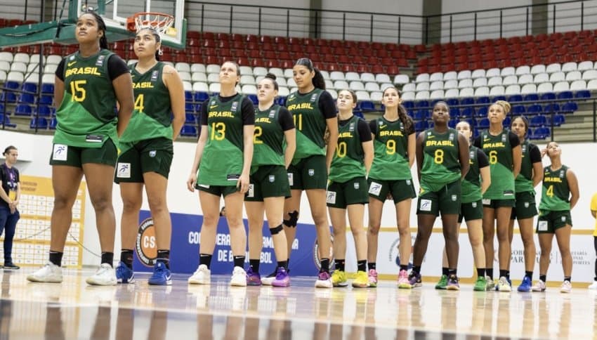 Brasil estampa logo do Selo de Formação de Atletas do CBC em ação inédita nas Seleções de base