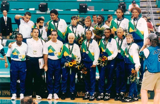 Prata da Seleção Feminina de basquete em Atlanta 1996 completa 25 anos nesta quarta-feira