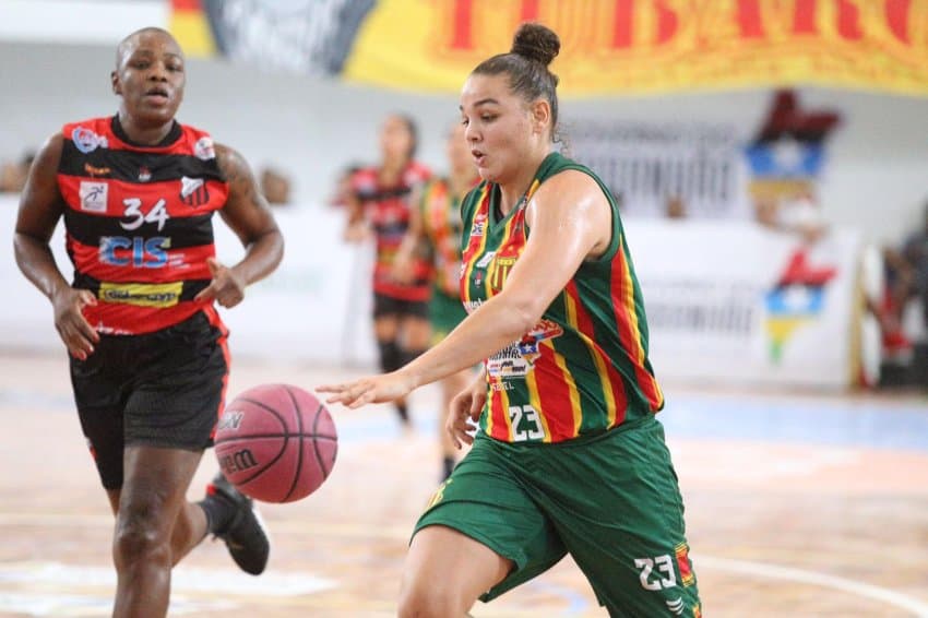 Líderes da temporada e 100%, Sampaio Basquete e SESI Araraquara vencem no sábado duplo da liga