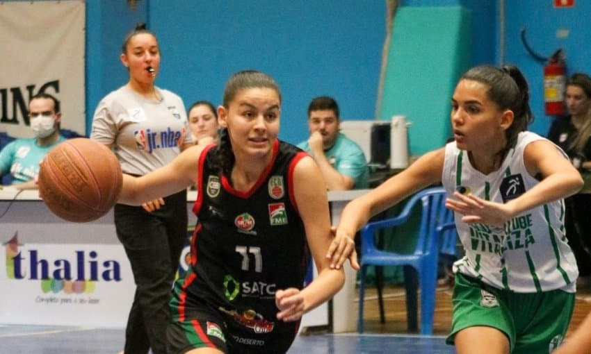 CHEGARAM AS SEMIFINAIS: Foz Basquete x Mampituba e Bradesco x Sociedade Thalia disputam vaga para a grande final do CBI sub-17 feminino