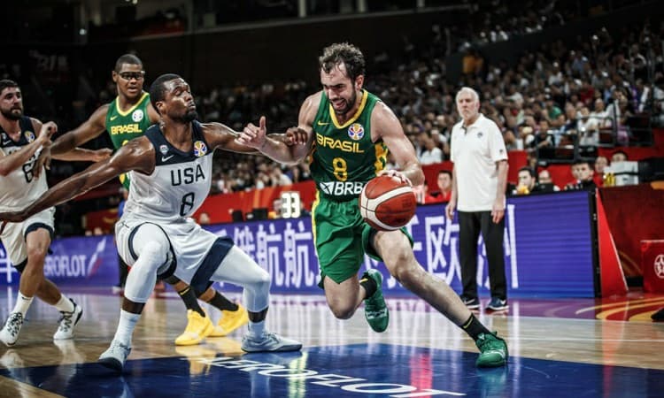 Brasil perde para os EUA por 89 a 73 e é eliminado da Copa do Mundo