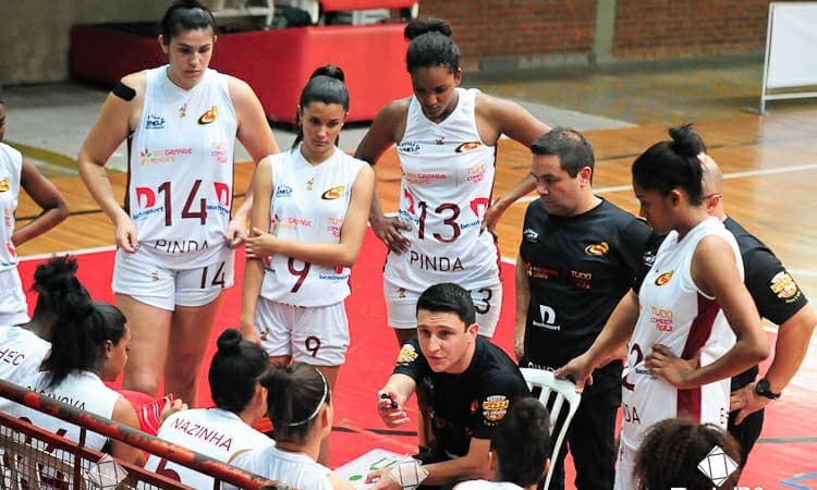 Técnico aposta em time mais ofensivo para garantir 2ª vitória no Campeonato Paulista 