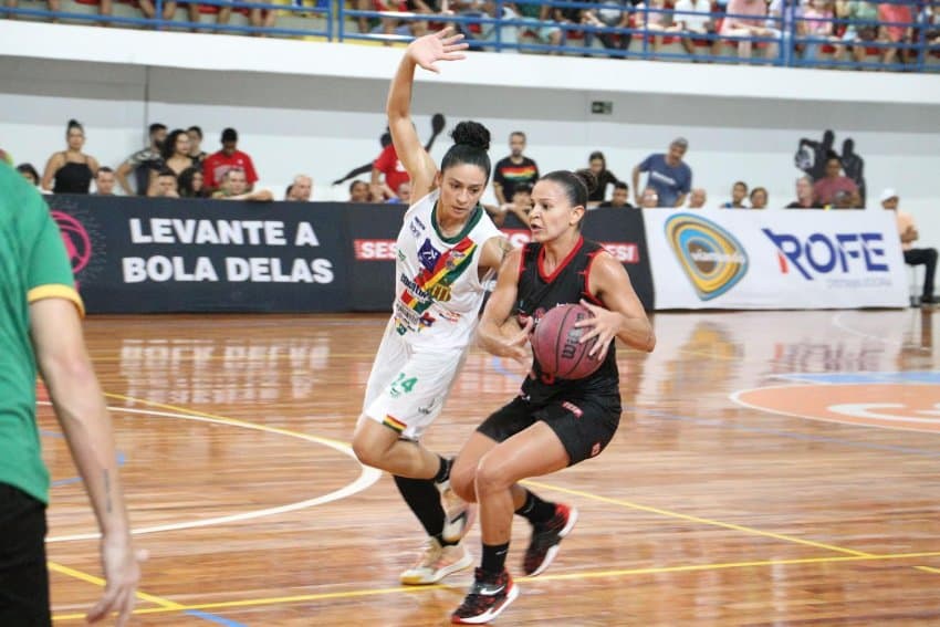 Sossô brilha mais uma vez, SESI Araraquara tem grande terceiro quarto e resiste à pressão do Sampaio Basquete para se isolar na liderança