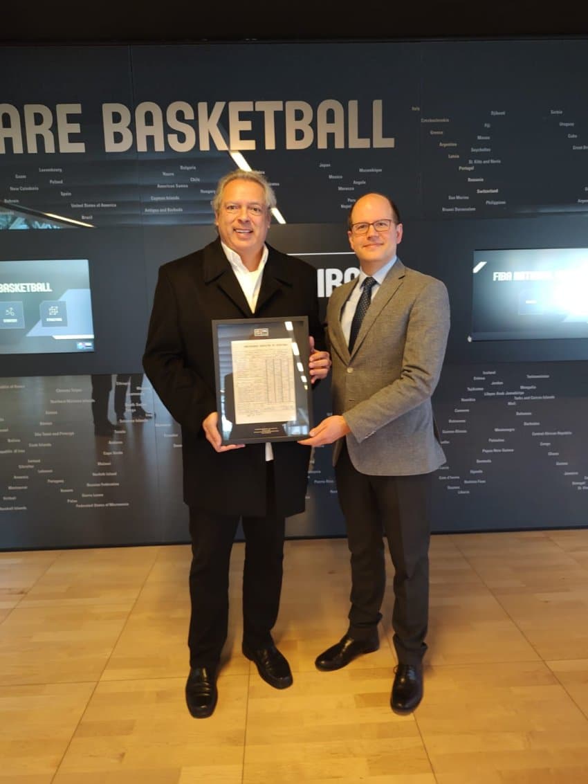 Presidente da CBB, Guy Peixoto Jr visita a FIBA para reuniões