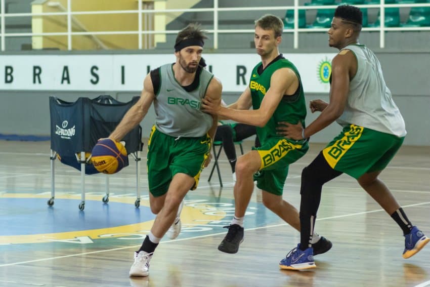 Brigando por vaga no Pré-Olímpico 3x3, Socas vê Brasil pronto: "De igual para igual com qualquer um"