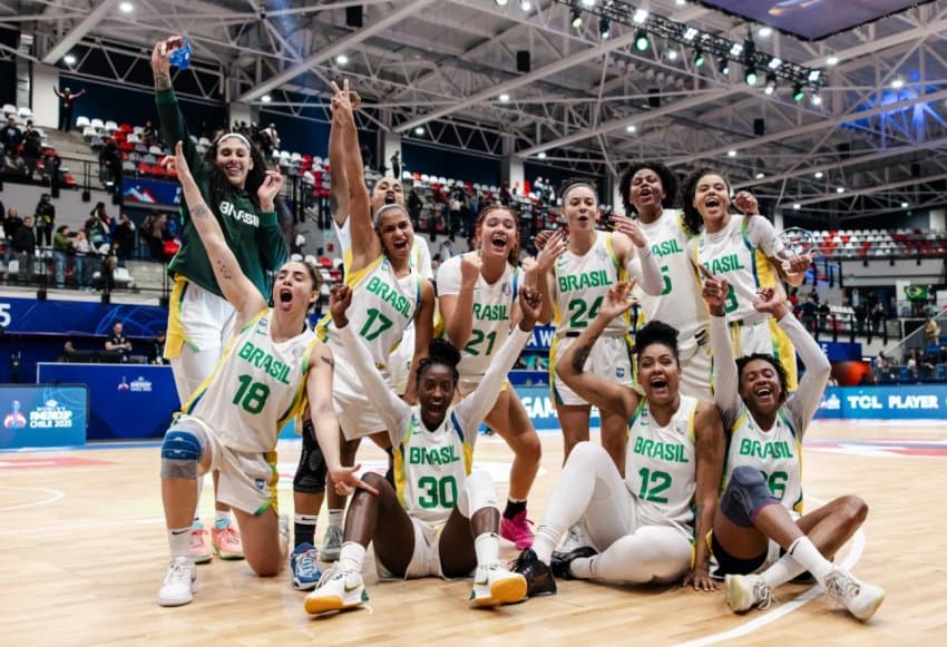 Brasil vence bem a Argentina e vai à final da AmericupW contra os EUA