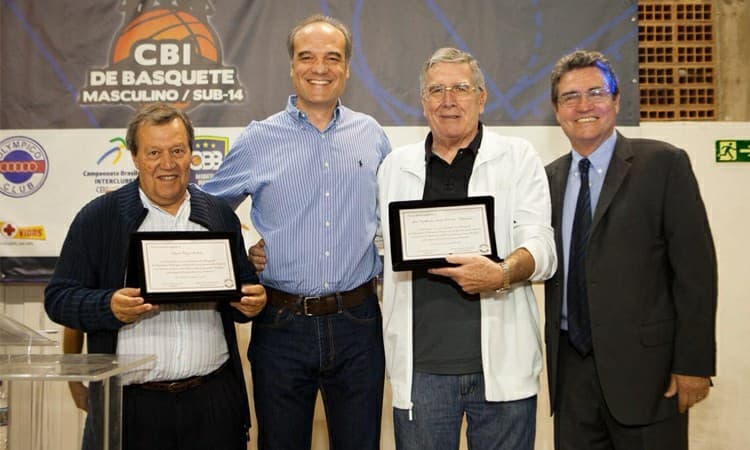 Olympico Club homenageia ex-treinadores que fizeram história no basquete mineiro