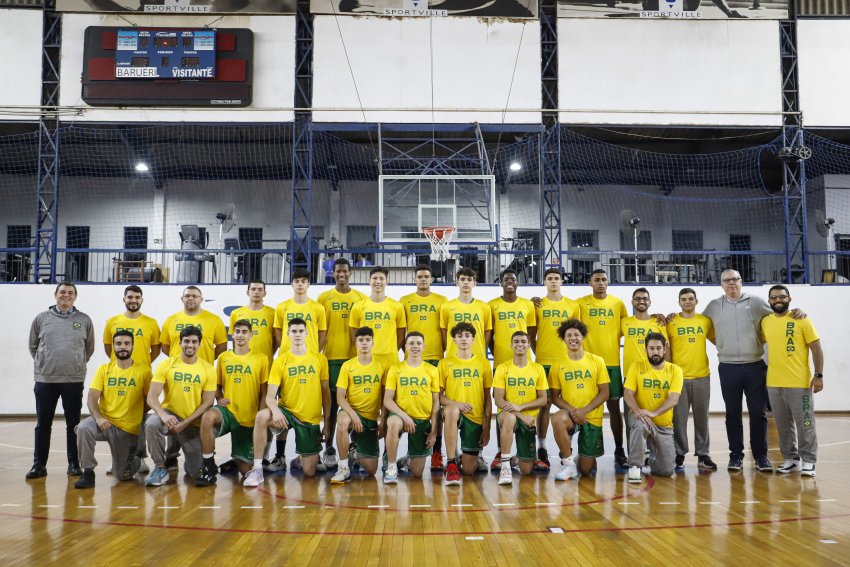 Basquete Brasil - CBB - Domingão com o Brasa em quadra! Vem que tem Brasil  x Sérvia pela Copa do Mundo sub-19 masculina 🏀 ⏰7h30 📺 da FIBA  Soltamos os pitbull 🔥