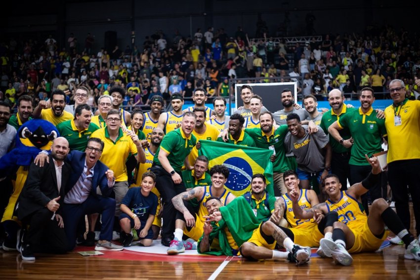Brasil vence EUA e é campeão da Copa América de Basquete, basquete