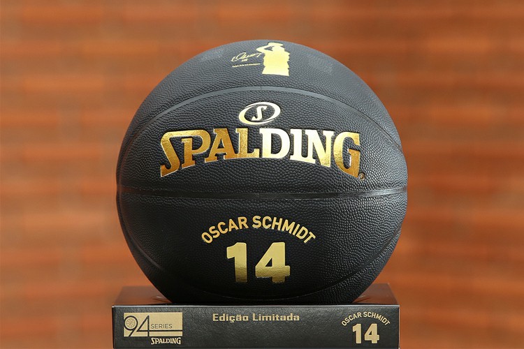 Bola Basquete Spalding Oscar Schmidt Edição Limitada