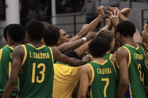 Jogador de basquete do São José é convocado para Seleção Brasileira sub-19